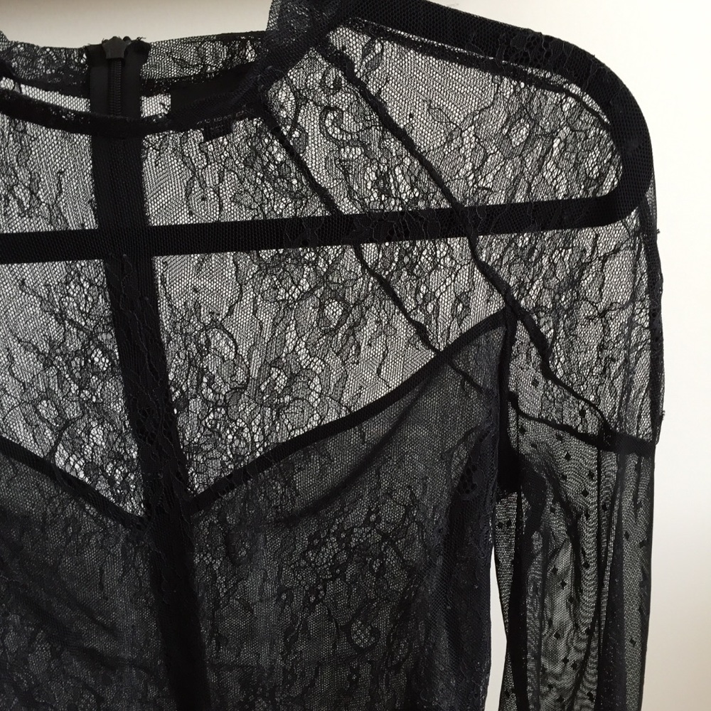 🎉HP🎉 [bardot] nwot gauzy lace peplum blouse - Picture 7 of 8